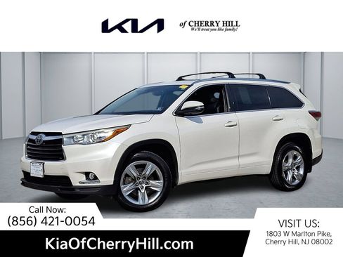 Used 2016 Toyota Highlander Limited Platinum AWD/4WD image 1