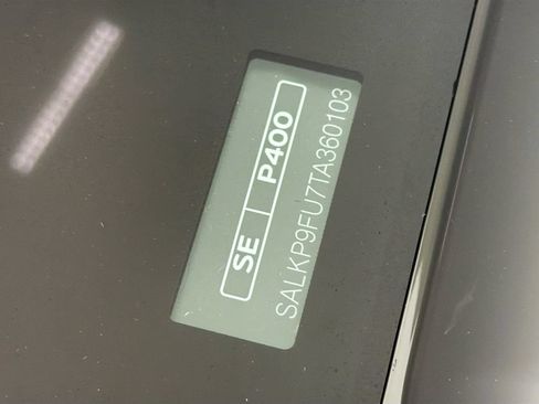 Used 2026 Land Rover Range Rover SE AWD/4WD image 35