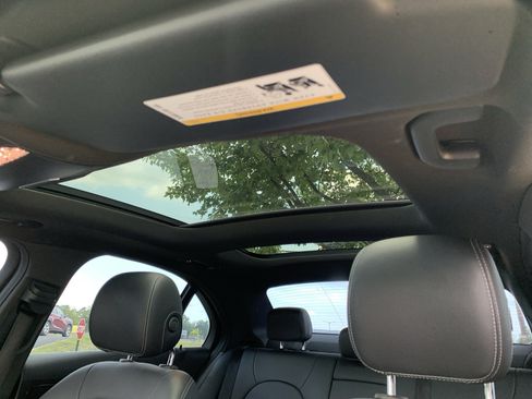 Used 2019 Mercedes-Benz C 300 Sedan image 28