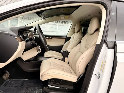 Used 2016 Tesla Model X 90D image 18