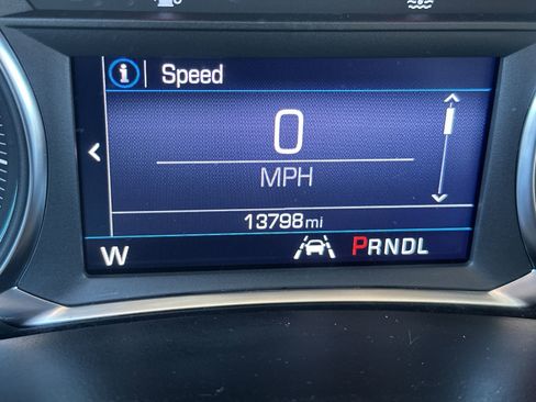 Used 2023 Chevrolet Equinox LT image 24