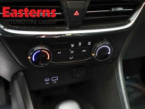 Used 2025 Buick Encore GX Preferred FWD image 20