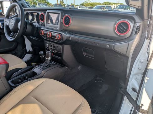 Used 2023 Jeep Wrangler Sport S image 32