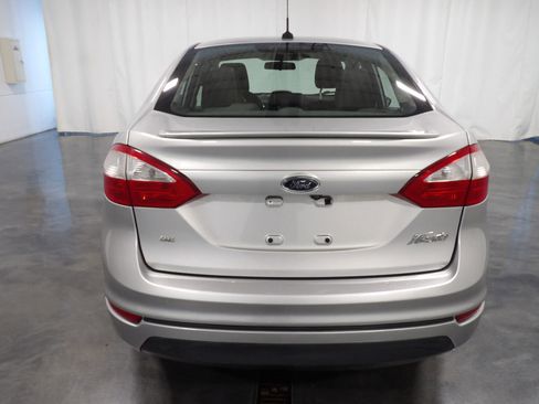 Used 2019 Ford Fiesta SE w/ Equipment Group 201A FWD image 5