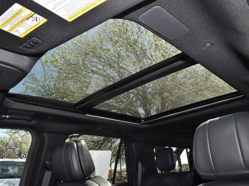 New 2025 Lincoln Navigator L Reserve w/ Jet Appearance Package AWD/4WD image 42