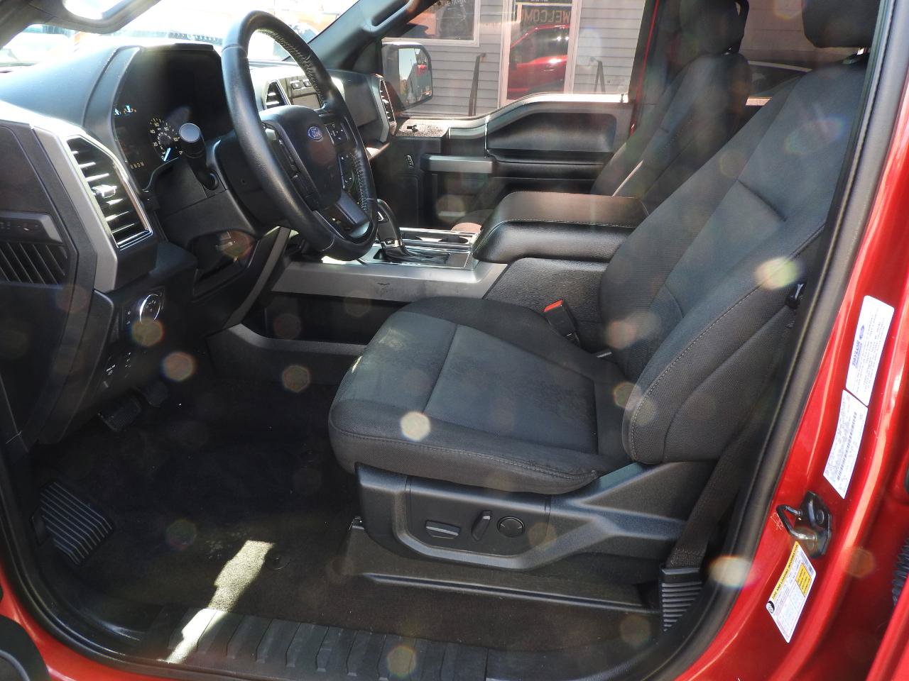 Used 2020 Ford F150 XLT w/ Equipment Group 302A Luxury AWD/4WD image 7