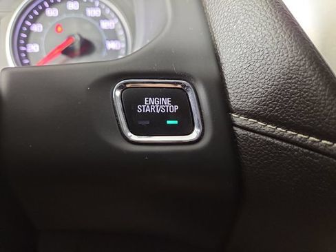Used 2020 GMC Acadia SLE AWD/4WD image 25