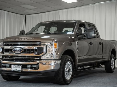 Used 2022 Ford F350 XL w/ STX Appearance Package RWD image 3