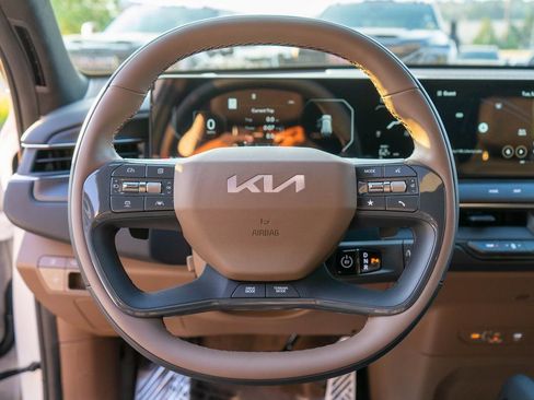 New 2026 Kia EV9 GT-Line AWD/4WD image 18