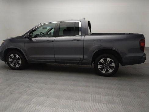Used 2017 Honda Ridgeline RTL-T image 3