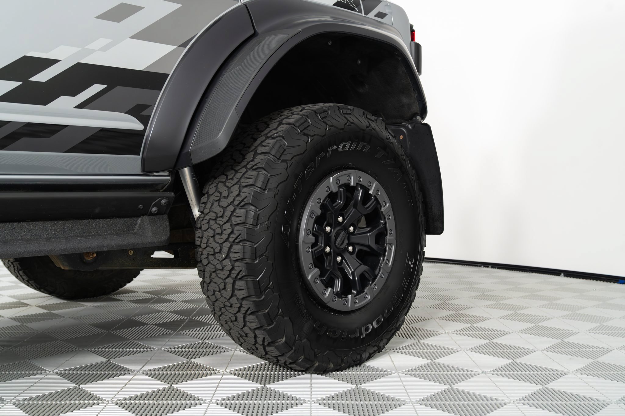Used 2023 Ford Bronco Raptor AWD/4WD image 25
