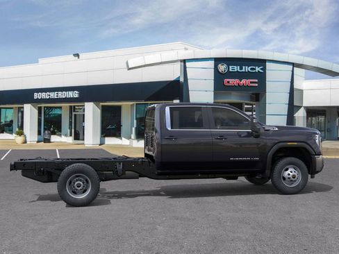 New 2025 GMC Sierra 3500 Pro w/ Convenience Package image 5
