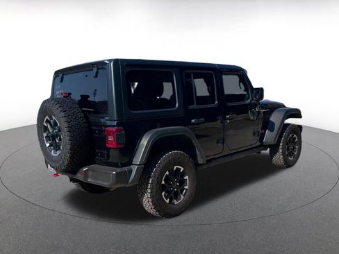 Used 2025 Jeep Wrangler Unlimited Rubicon AWD/4WD image 15