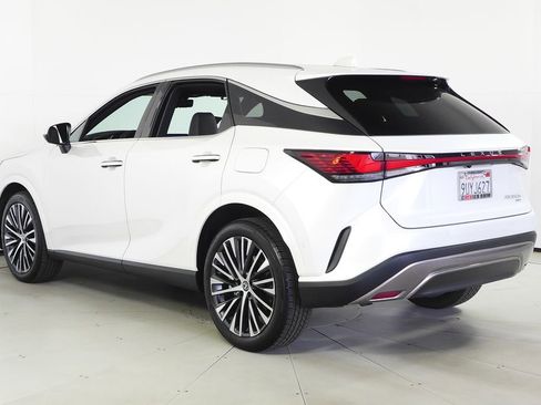 Used 2025 Lexus RX 350 AWD/4WD image 9