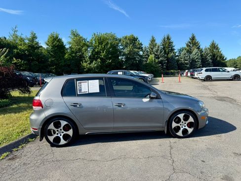 Used 2011 Volkswagen GTI 4-Door FWD image 6