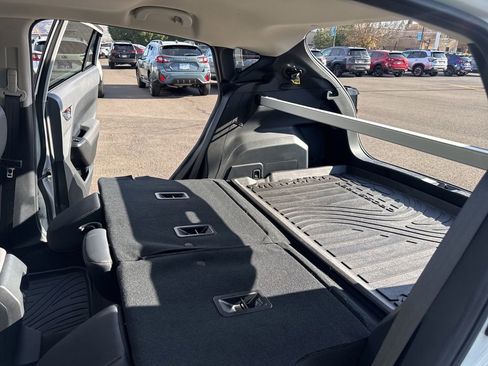 Certified 2025 Subaru Crosstrek 2.5i Limited w/ Crosstrek Mirror Package image 16