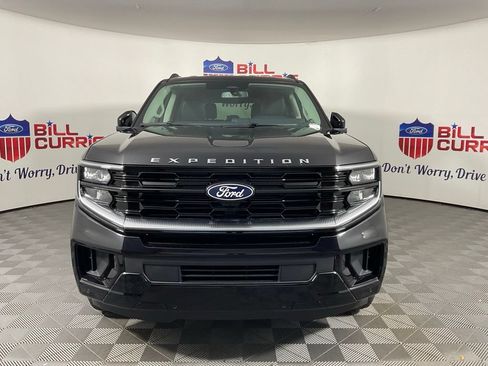 New 2027 Ford Expedition Platinum RWD image 8