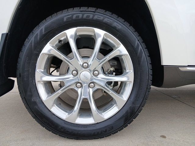 Used 2021 Jeep Grand Cherokee Summit AWD/4WD image 28
