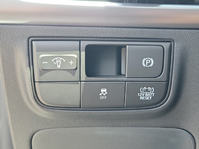 Used 2026 Hyundai Tucson Blue SE FWD image 18