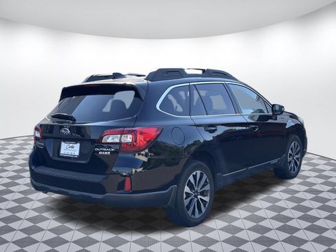 Used 2016 Subaru Outback 2.5i Limited AWD/4WD image 7