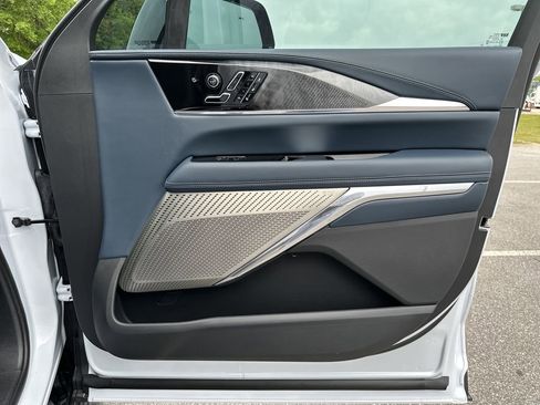 New 2026 Cadillac Escalade IQL Sport 2 w/ LPO, ONYX Package image 37