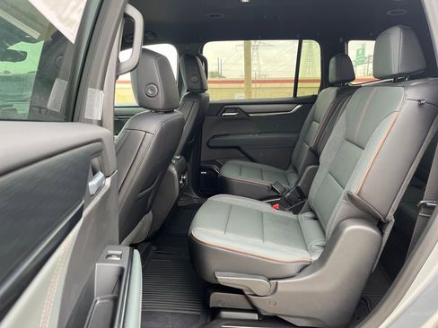 New 2026 GMC Acadia AT4 w/ LPO, Floor Liner Package image 22