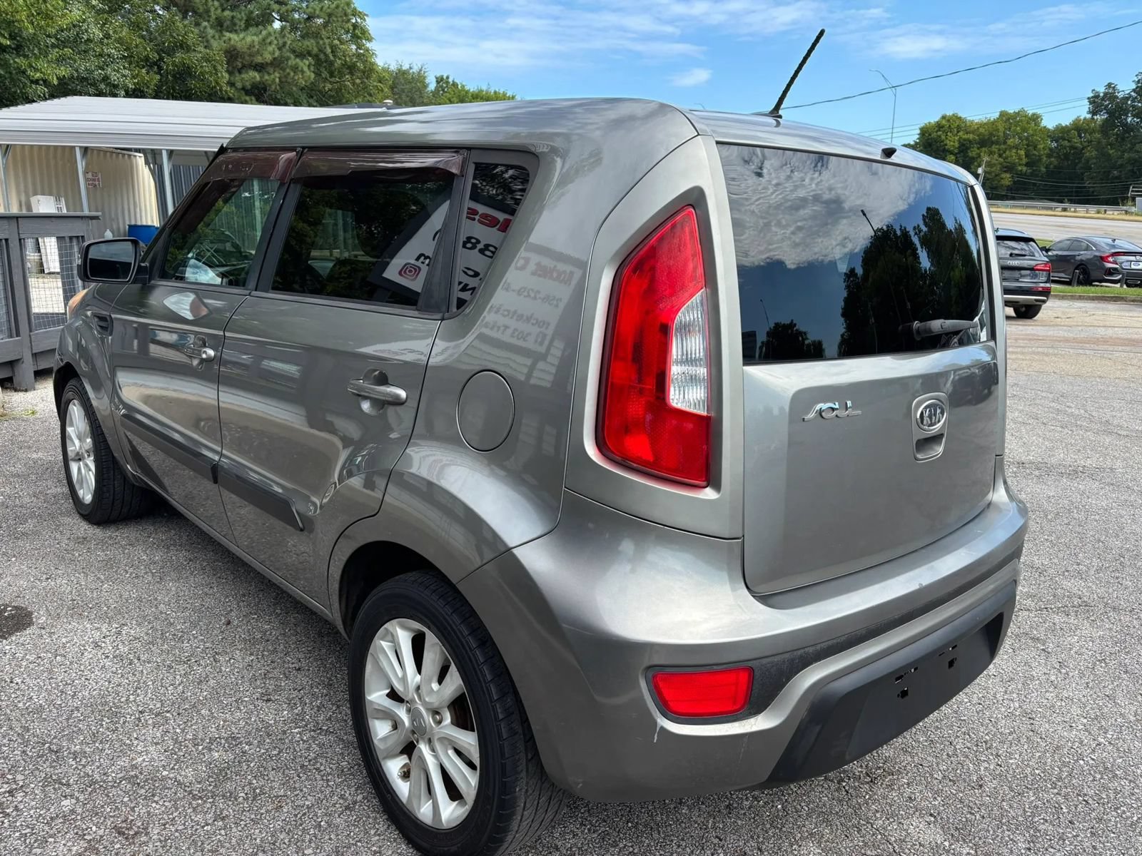 Used 2012 Kia Soul + FWD image 5
