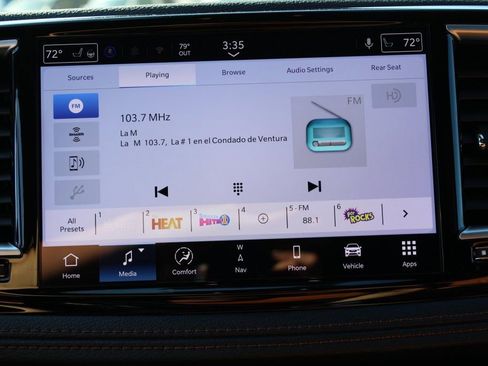 New 2026 Chrysler Pacifica Pinnacle image 19