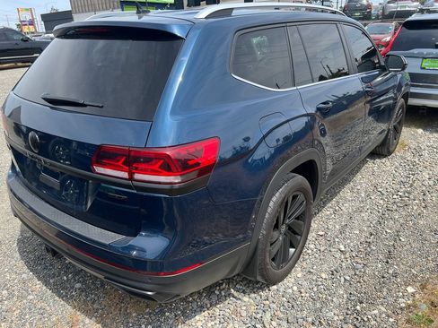 Used 2021 Volkswagen Atlas SEL AWD/4WD image 3