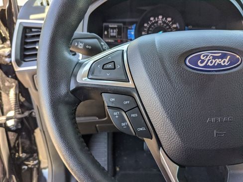 Used 2024 Ford Edge SEL w/ Sport Appearance Package image 26