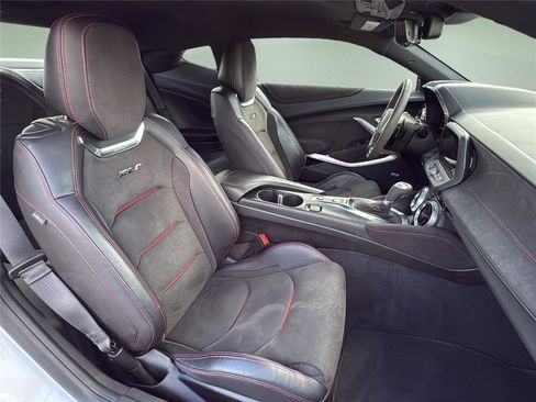 Used 2023 Chevrolet Camaro ZL1 RWD image 19