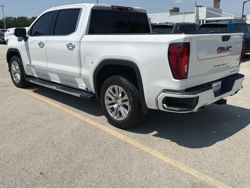 Used 2024 GMC Sierra 1500 Denali w/ Technology Package AWD/4WD image 4