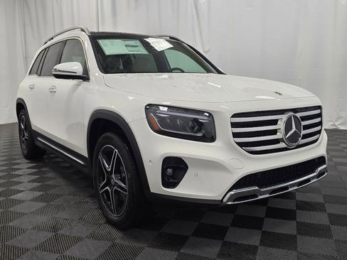 New 2026 Mercedes-Benz GLB 250 4MATIC image 8
