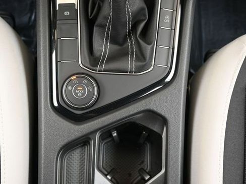 Used 2025 Volkswagen Taos S AWD/4WD image 35