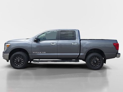 Used 2019 Nissan Titan SV AWD/4WD image 2