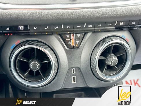 Used 2023 Chevrolet Blazer LT w/ Convenience Package image 15