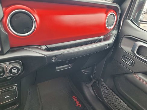 Used 2022 Jeep Gladiator Rubicon w/ LED Lighting Group image 13