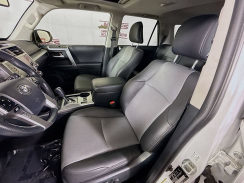 Used 2024 Toyota 4Runner SR5 Premium w/ Moonroof Package AWD/4WD image 26