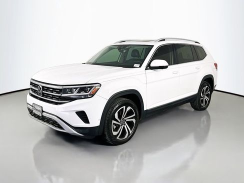 Used 2021 Volkswagen Atlas SEL Premium image 3