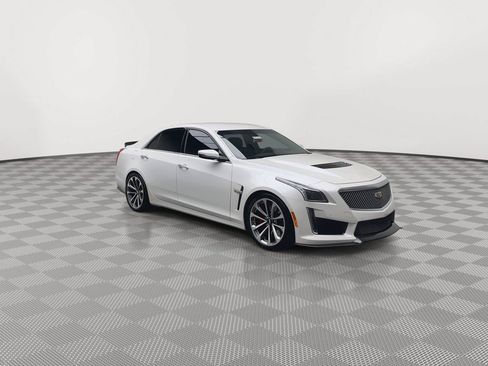 Used 2016 Cadillac CTS V w/ Carbon Fiber Package RWD image 32