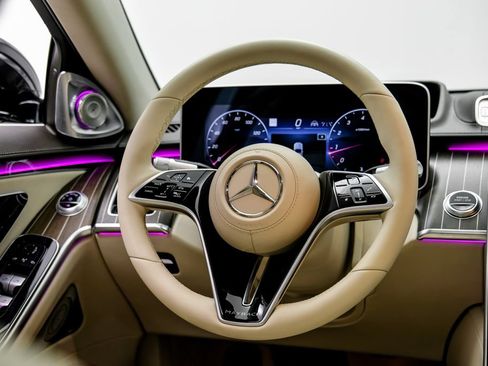 Used 2023 Mercedes-Benz Maybach S 680 4MATIC image 18