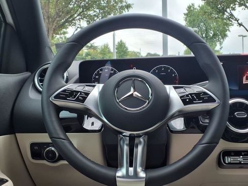 Used 2026 Mercedes-Benz GLA 250 image 12
