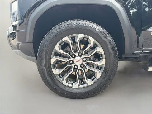 Used 2025 GMC Canyon Denali AWD/4WD image 41