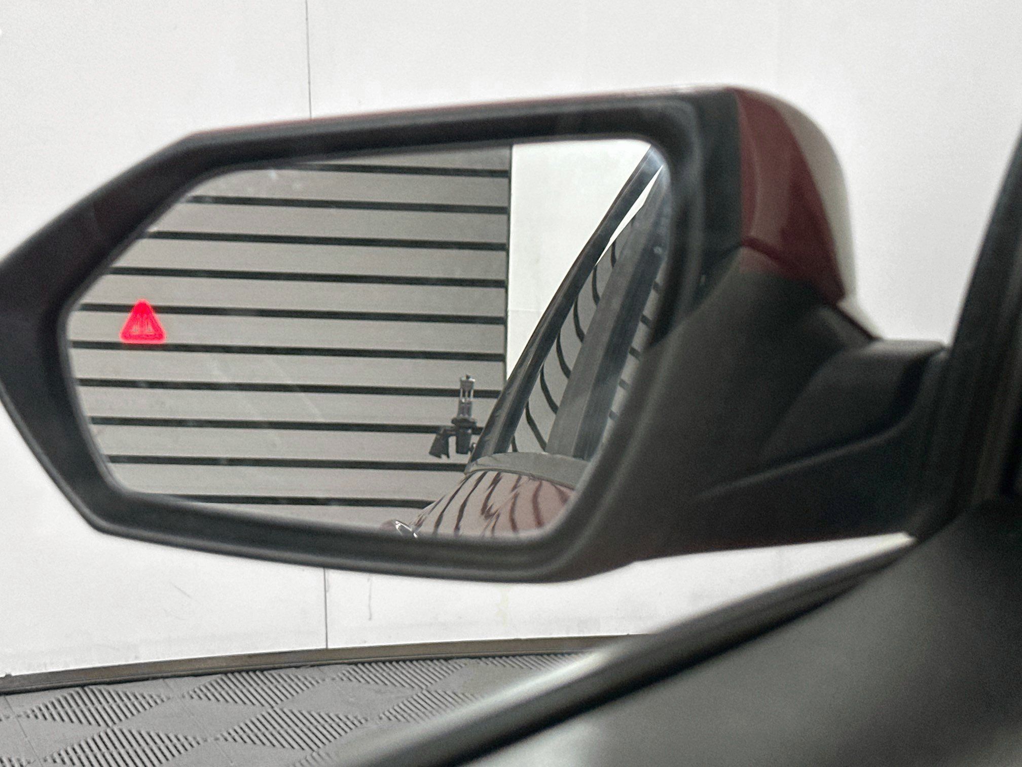 Used 2022 Hyundai Elantra SEL FWD image 16