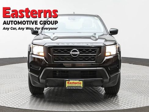 Used 2022 Nissan Frontier S RWD image 2
