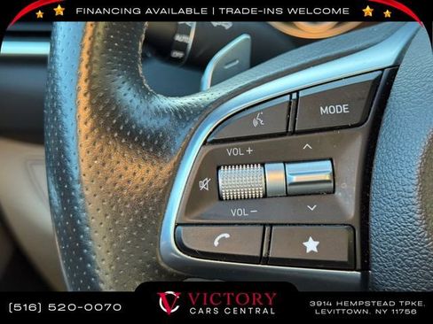 Used 2023 Genesis G70 2.0T image 25