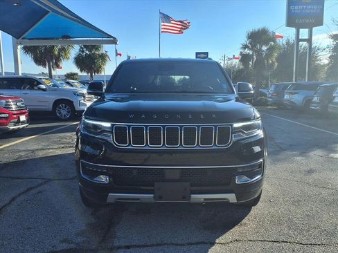 Used 2023 Jeep Wagoneer L Series II image 19