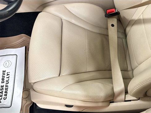 Used 2018 Mercedes-Benz GLC 300 image 18