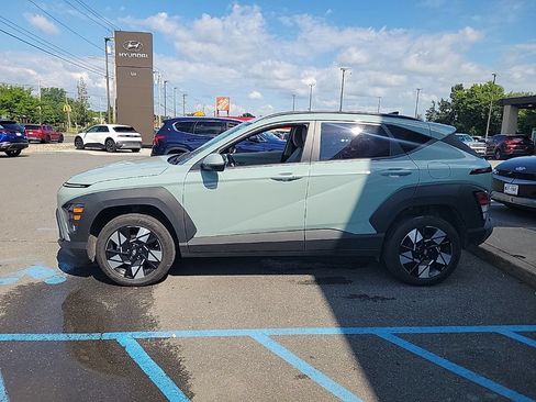 Certified 2024 Hyundai Kona SEL AWD/4WD image 4
