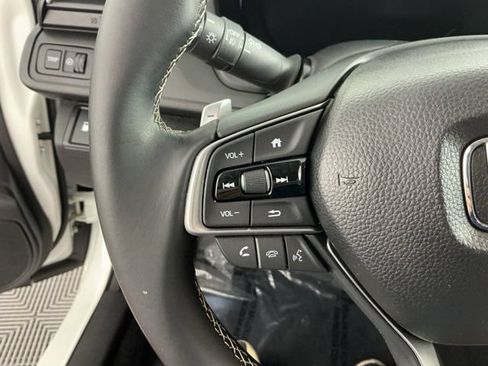 Used 2019 Honda Insight Touring image 18